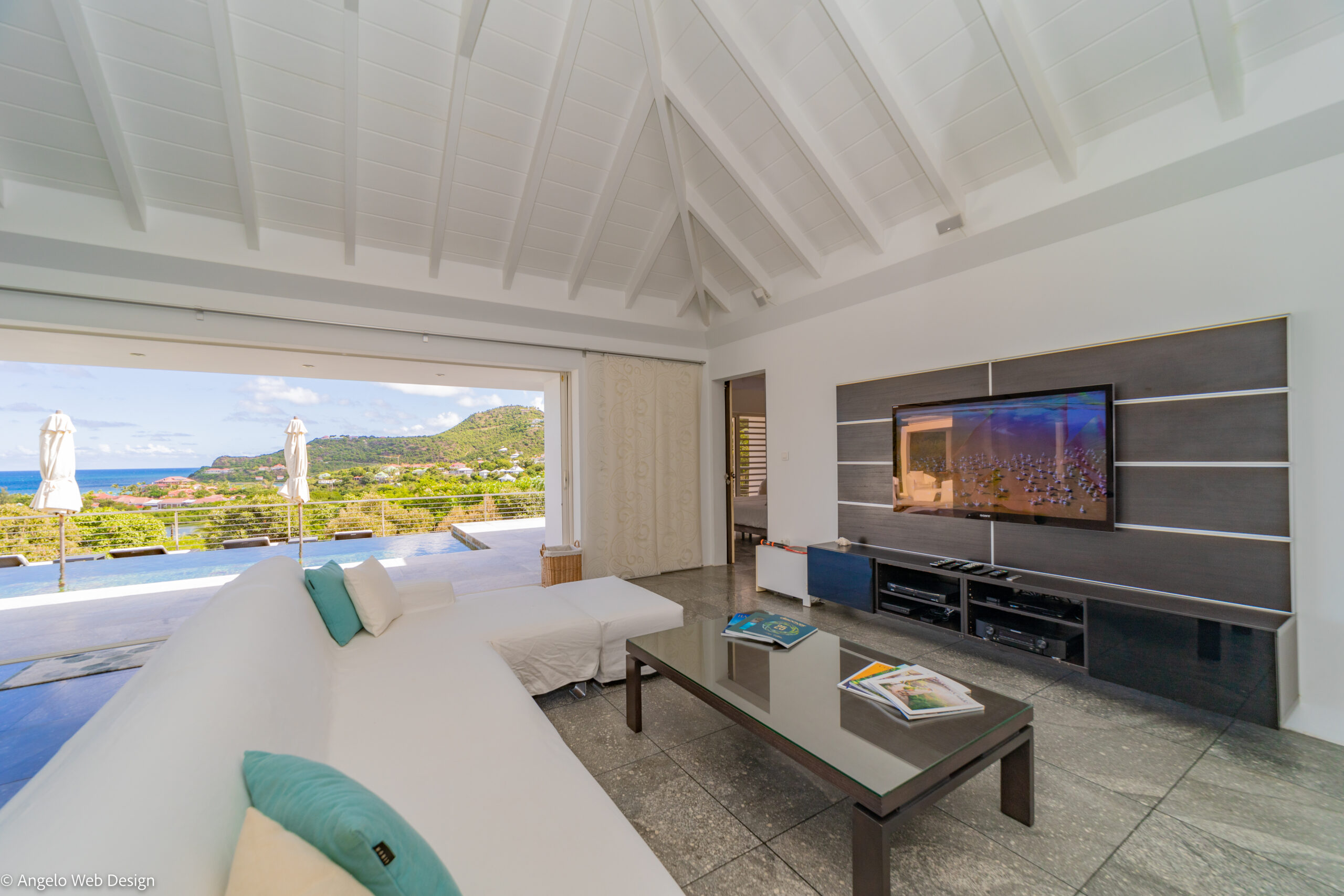 Hear - Aya in St. Jean, St. Barthélemy