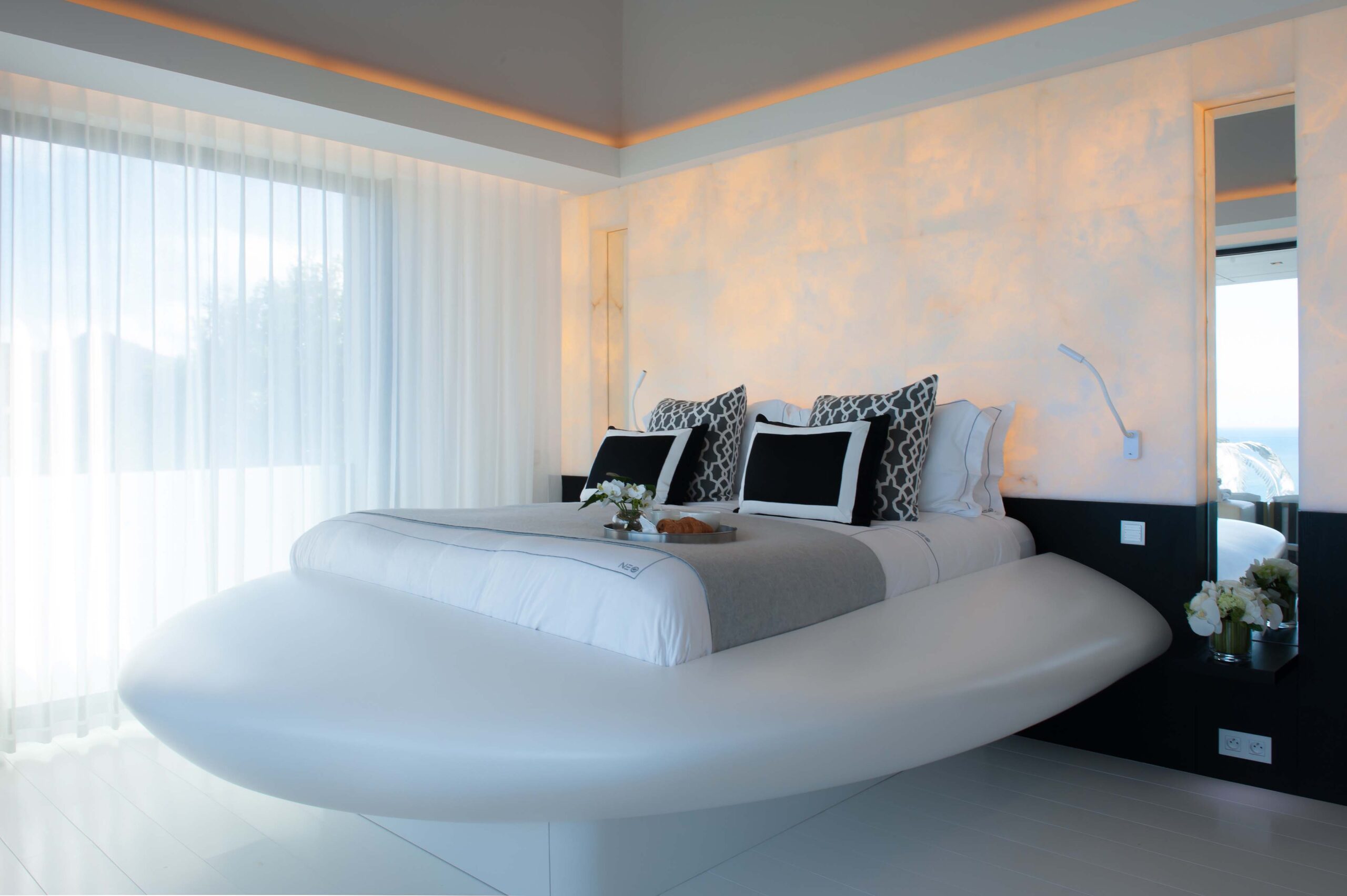 Sight - Neo in St. Jean, St. Barthélemy