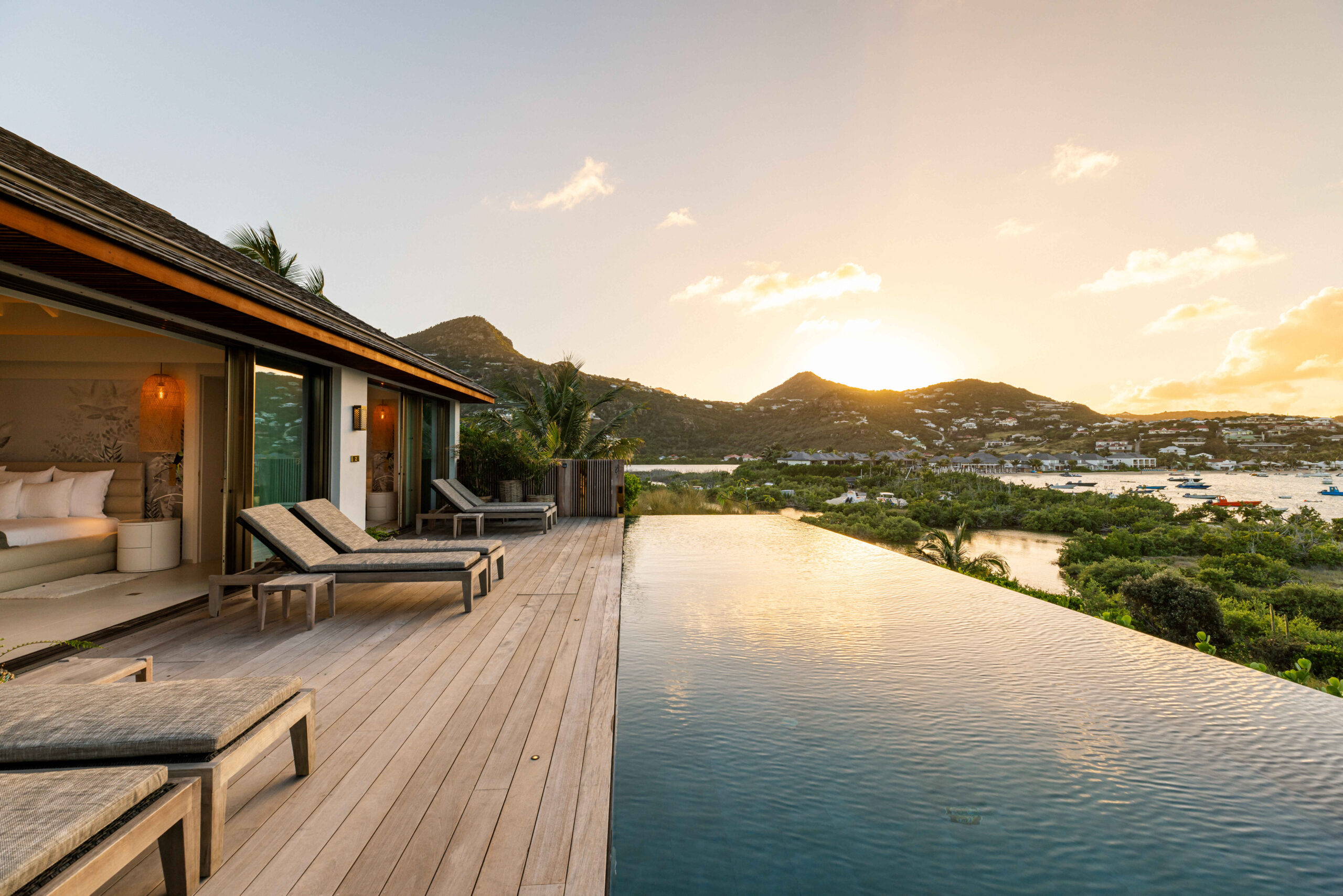 Smell - Quartz in Grand Cul de Sac, St. Barthélemy
