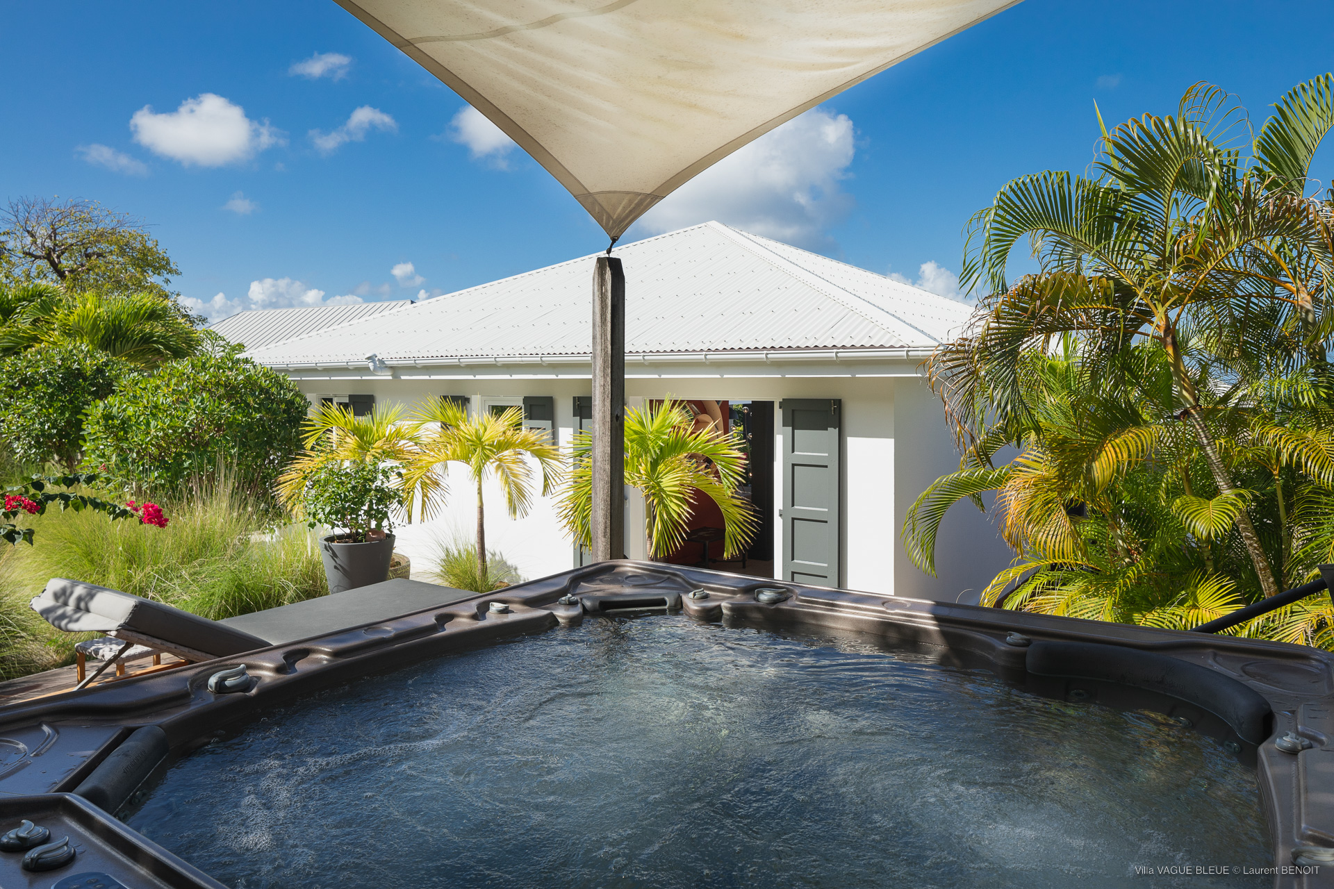 Smell - Vague Bleue in Lurin, St. Barthélemy