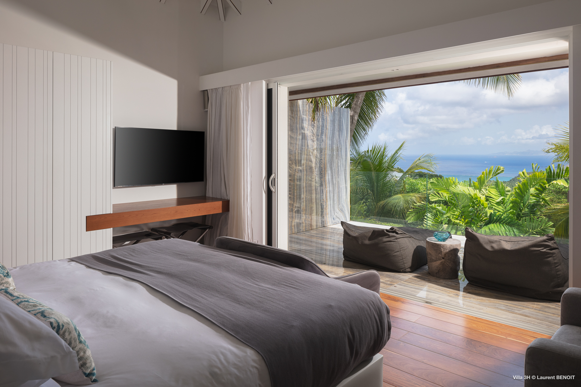 Sound - 3H in Lurin, St. Barthélemy