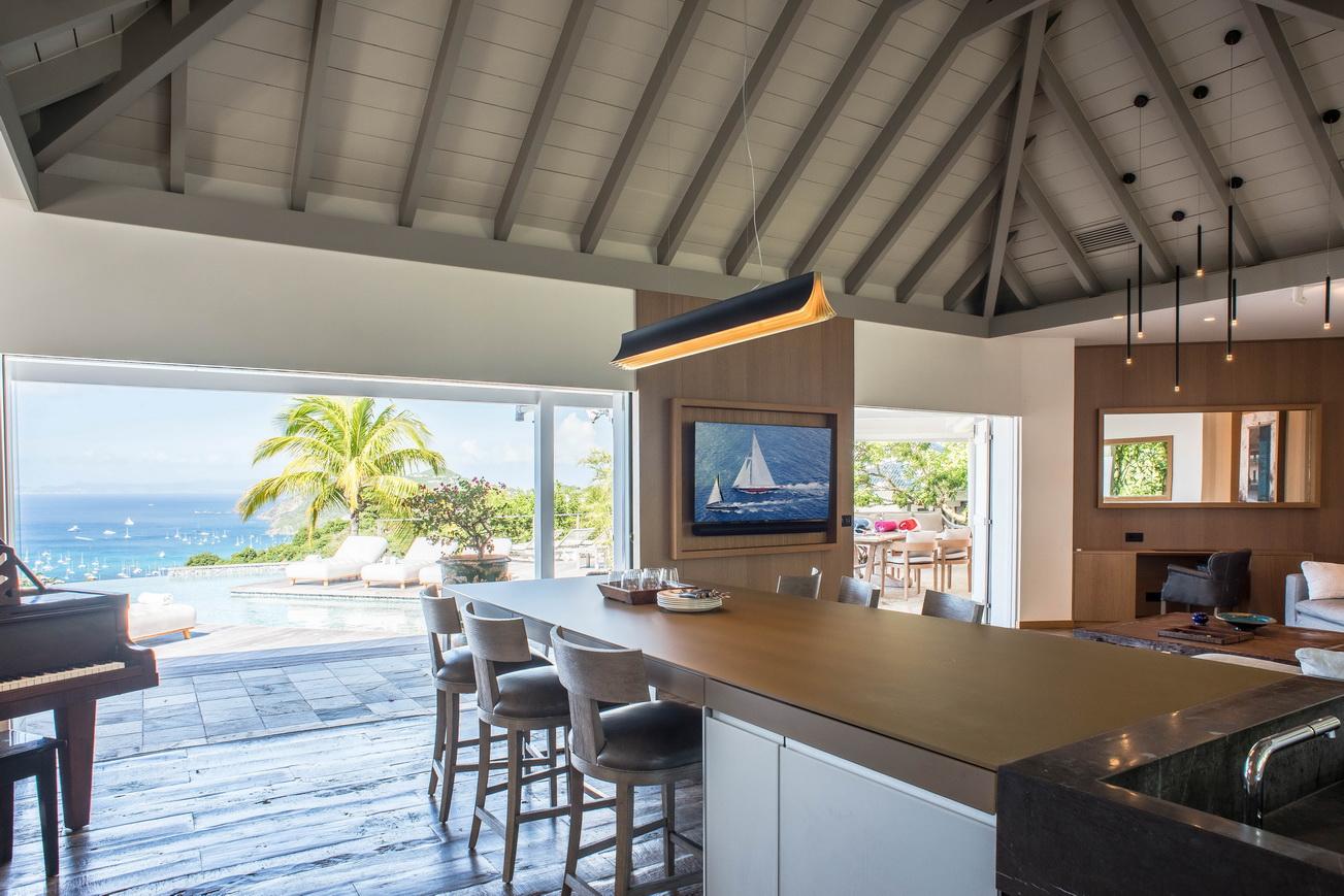 Taste - Blue Swan in Lurin, St. Barthélemy