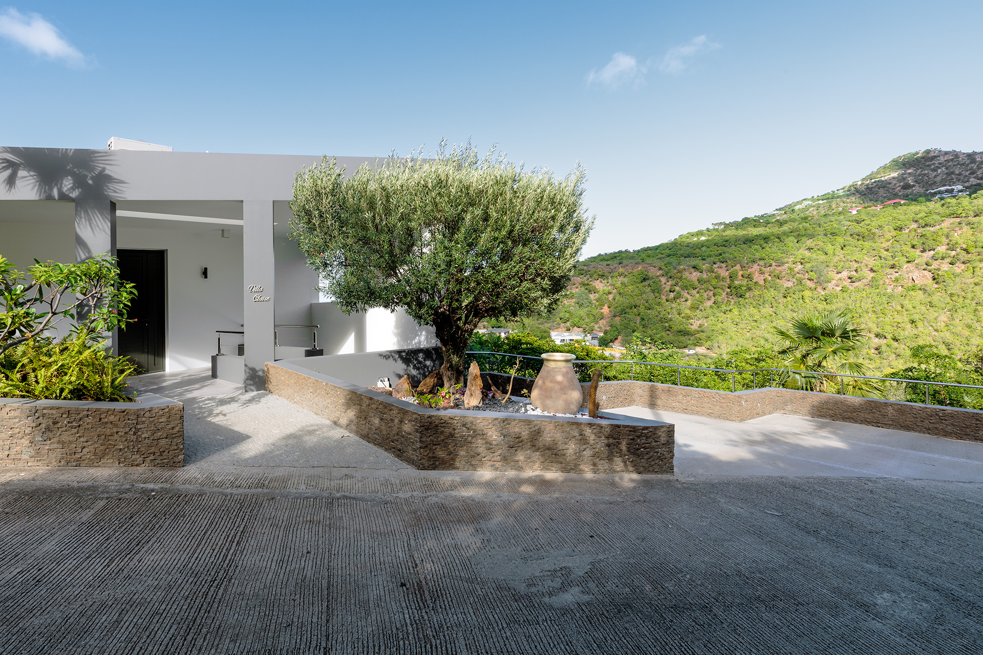 Hear - Claire in Lorient, St. Barthélemy