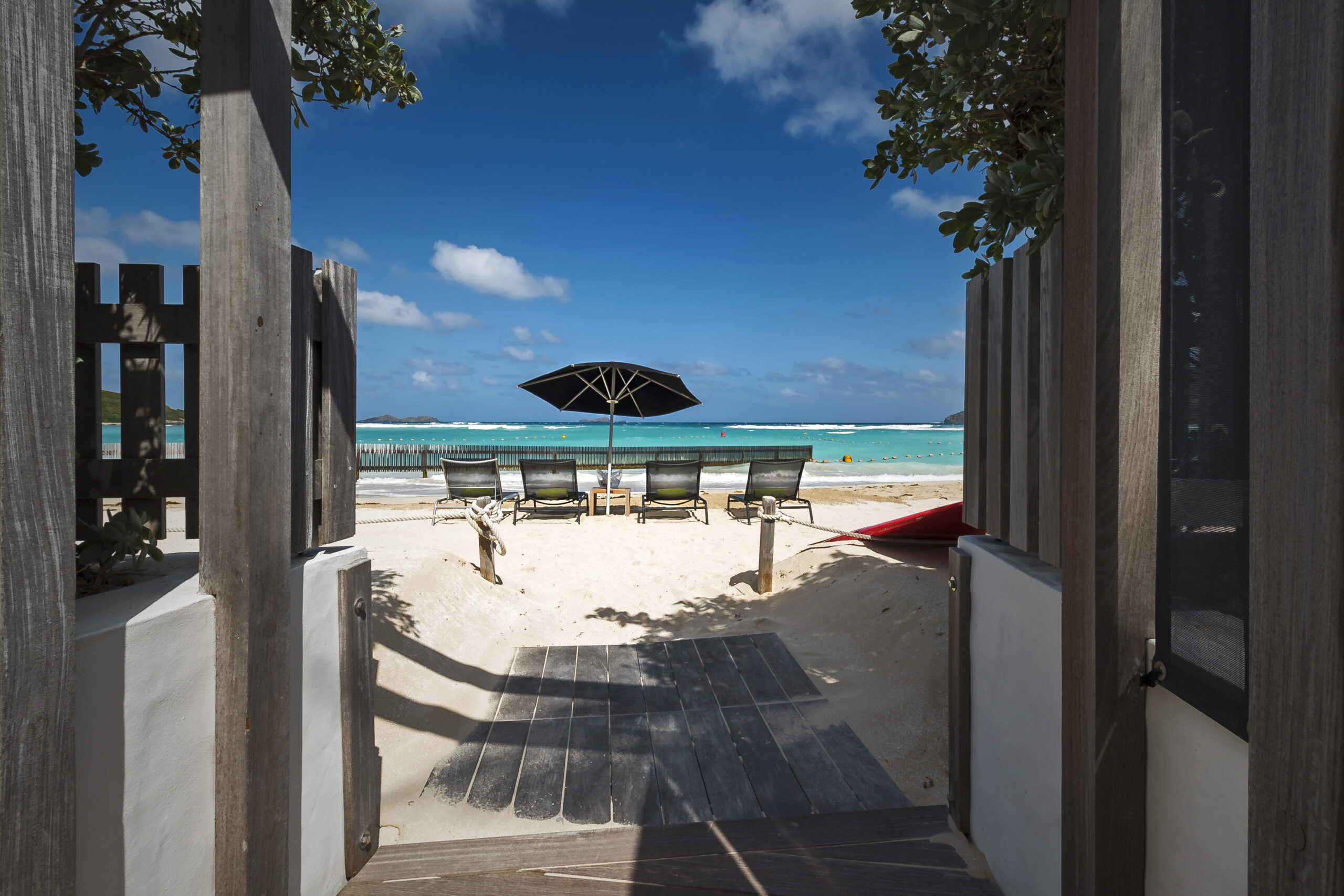 Sound - BOM in St. Jean, St. Barthélemy