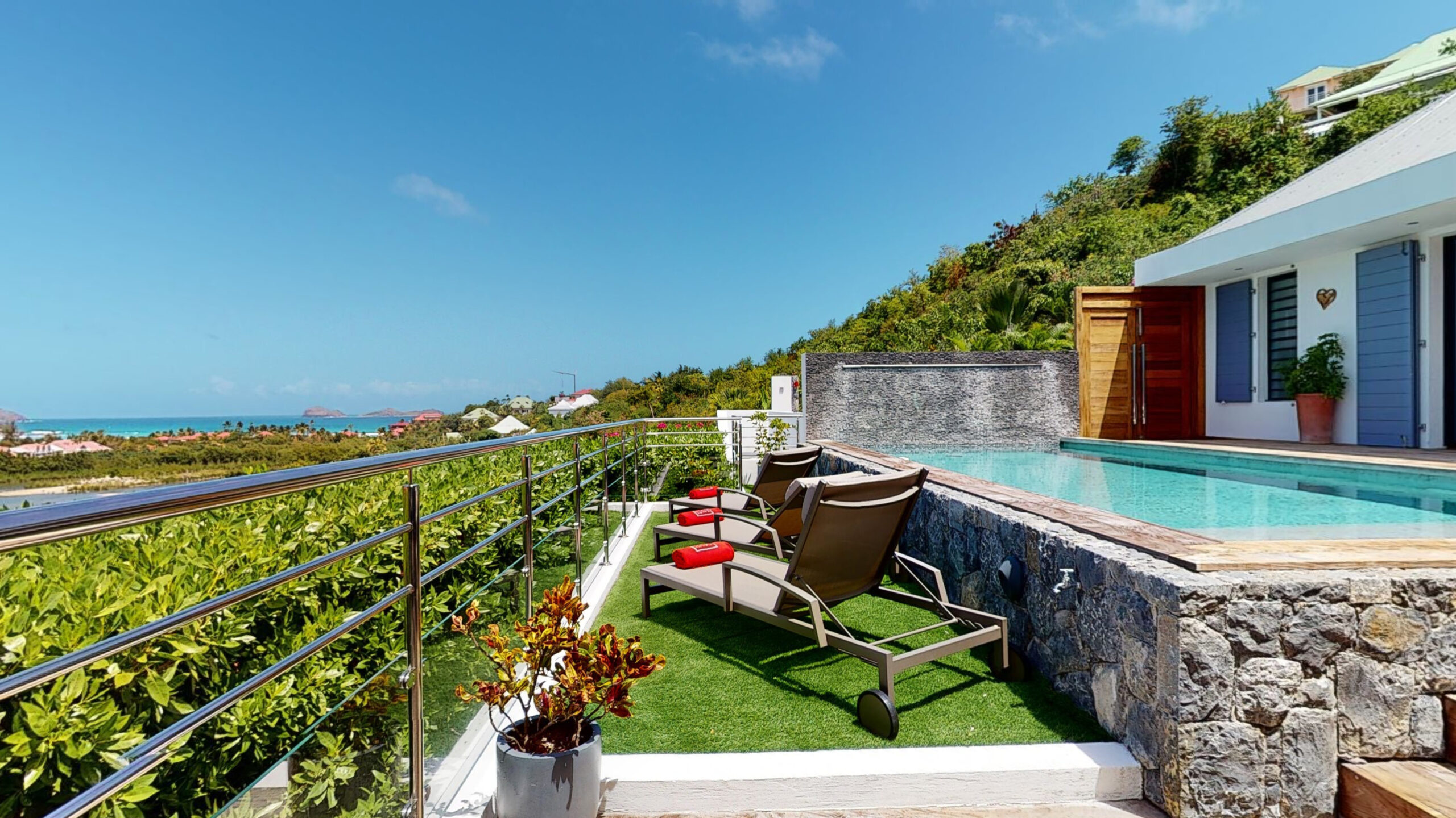 See - Fun &#038; Sun in St. Jean, St. Barthélemy